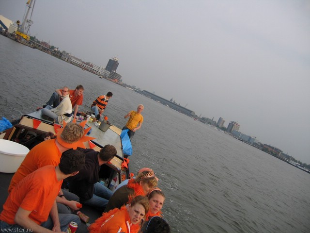 IMG_3213.JPG
Model: Canon PowerShot S50
DateTimeOriginal: 30-4-2004 19:48:42