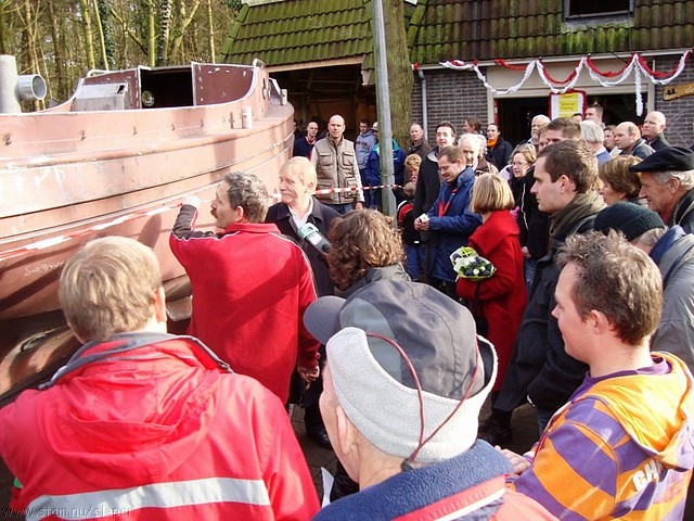 slepercompilatie_188.jpg
Make: SONY
Model: DSC-W120
DateTime: 24-1-2009 18:02:30
EXIFImageWidth: 3072
ExifImageLength: 2304
Flash: Fired, strobe return light detected, compulsory flash firing
ISOSpeedRatings: ISO 160
FocalLength: 5,35 mm